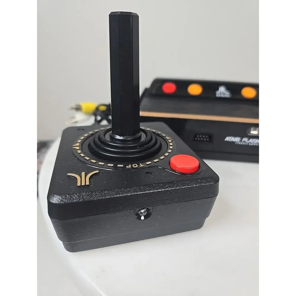 Atari - Flashback 4 classic Game Console Tested & Works Yar's Revenge Centipede